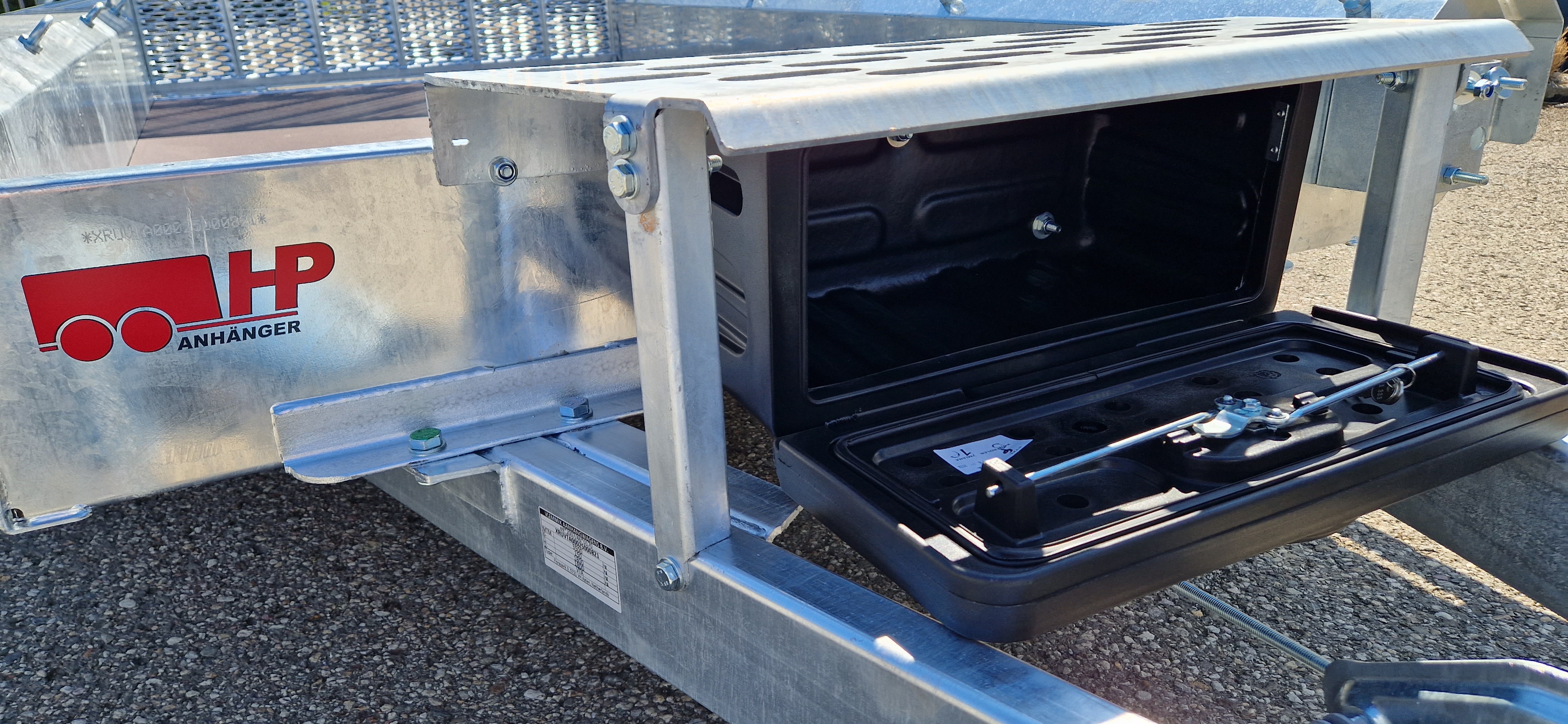 Baggeranhänger, Baumaschinenanhänger, Universaltransporter HP 354818/3 Tridem Sondermodell - verstärkte Bauweise